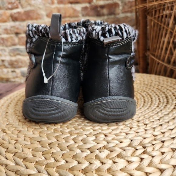 JSport Darcie Black Lined Ankle Sweater Boots - Picture 3 of 13